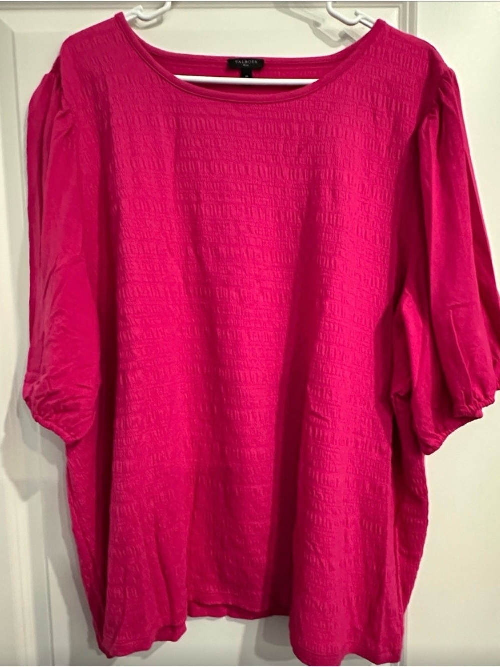 EUC Talbots Hot Pink Textured Lightweight Puff-Sleeve Top Size 3X